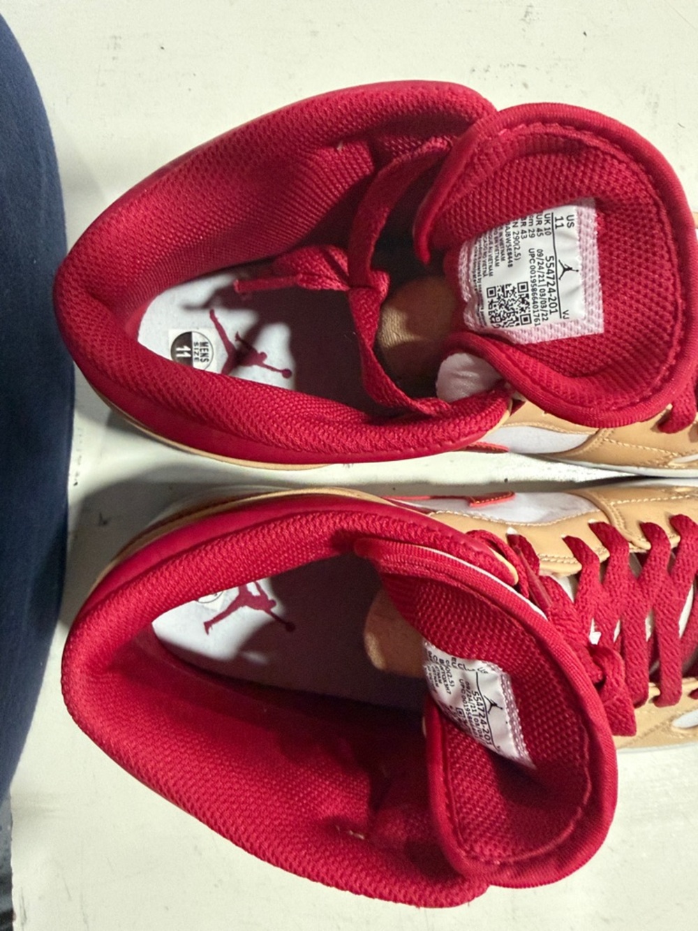 Nike Mid-Top Sneakers in White, Tan & Red - Picture 4 of 5